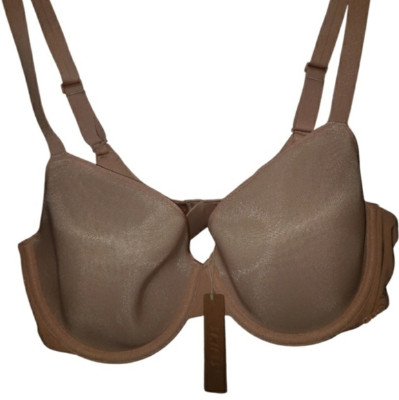 NWT SKIMS Weightless Demi Bra 44A - Picture 1 of 3
